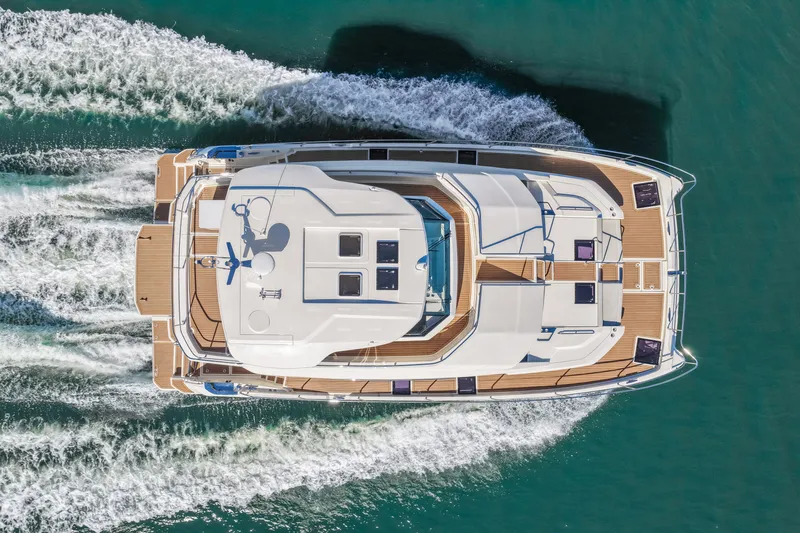 Slide: The Image of Aquila 54 2022 - 5823757