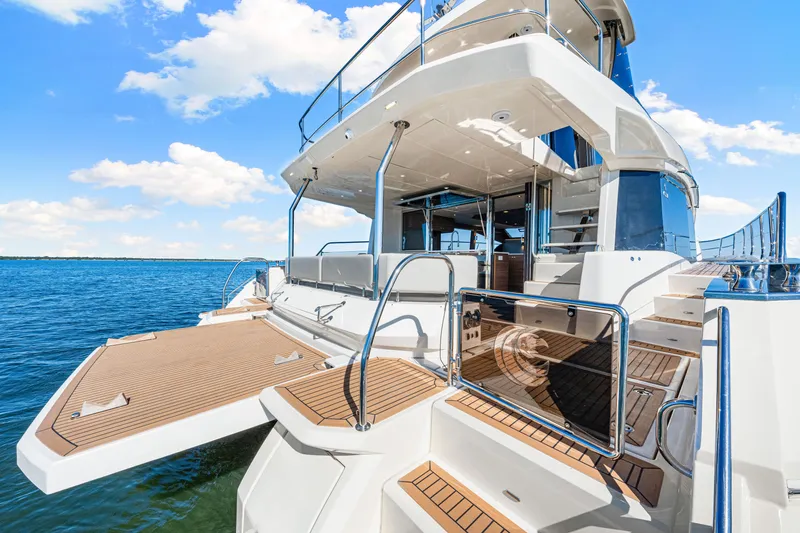 Slide: The Image of Aquila 54 2022 - 5823763