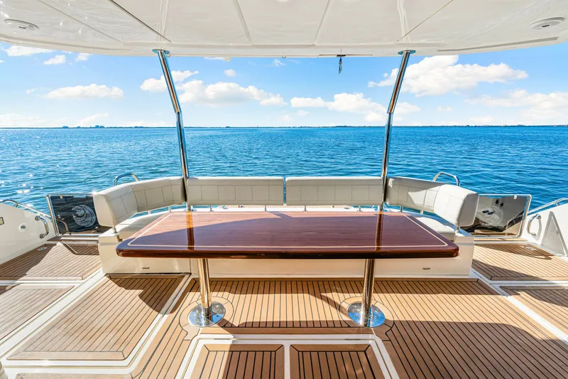 Slide: The Image of Aquila 54 2022 - 5823771