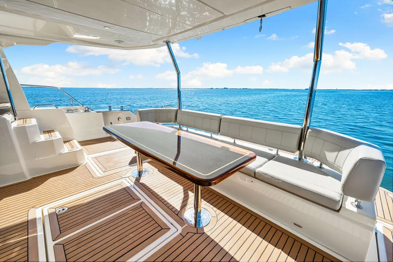 Slide: The Image of Aquila 54 2022 - 5823773