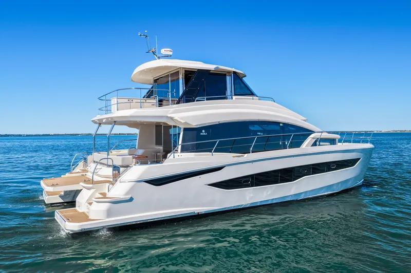 Slide: The Image of Aquila 54 2022 - 5823740