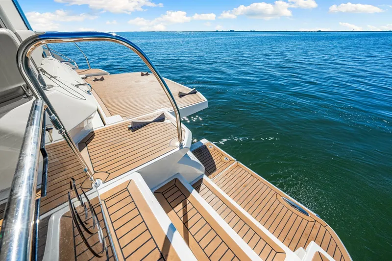 Slide: The Image of Aquila 54 Yacht 2022 - 5823768