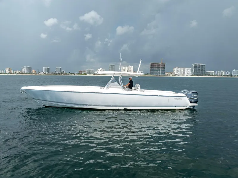 Slide: The Image of Intrepid 400 Open 2017 - 5041428