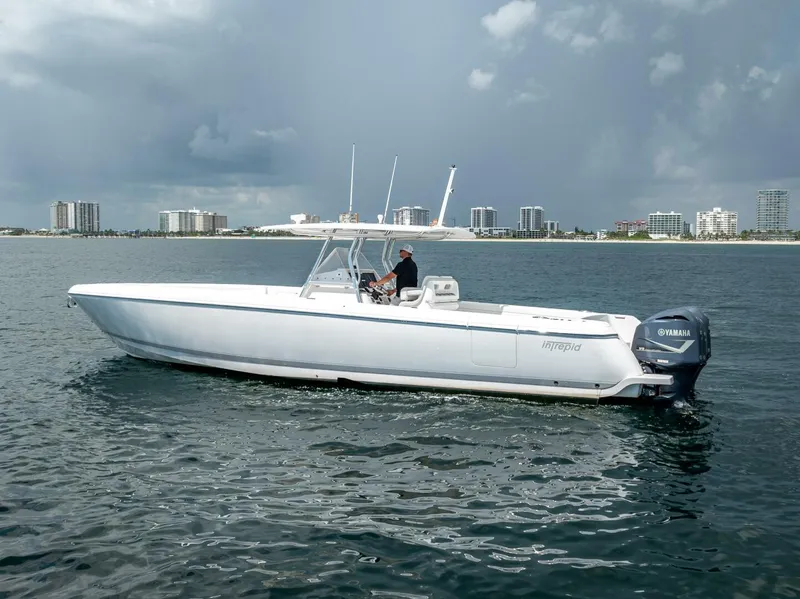 Slide: The Image of Intrepid 400 Open 2017 - 5041429