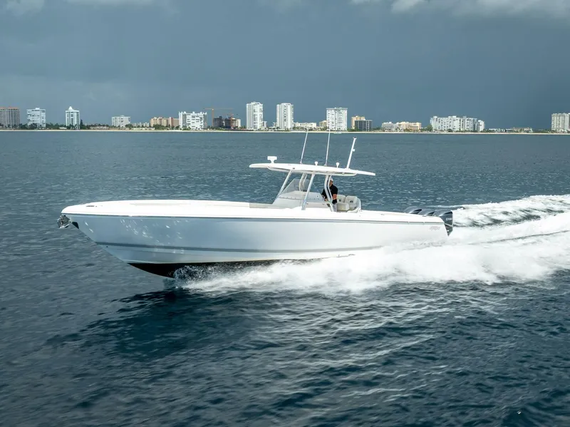 Slide: The Image of Intrepid 400 Open 2017 - 5041451