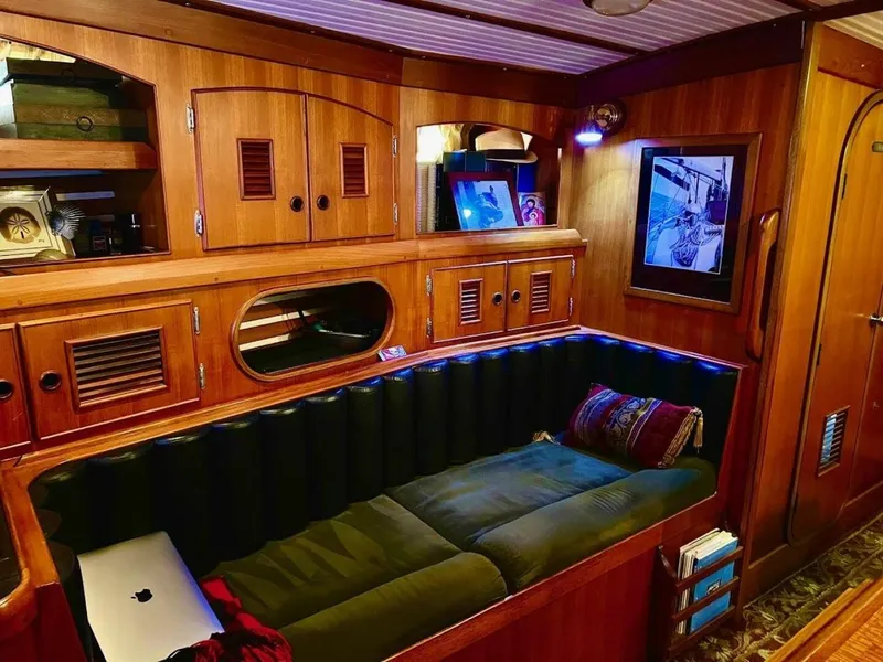 Slide: The Image of Sea Star 46 1982 - 5050973