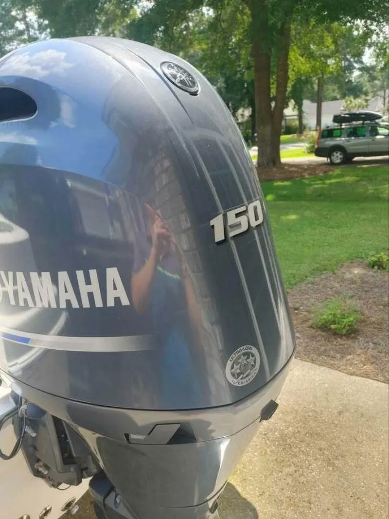 Slide: The Image of NauticStar 2102 Legacy 2022 - 5043178