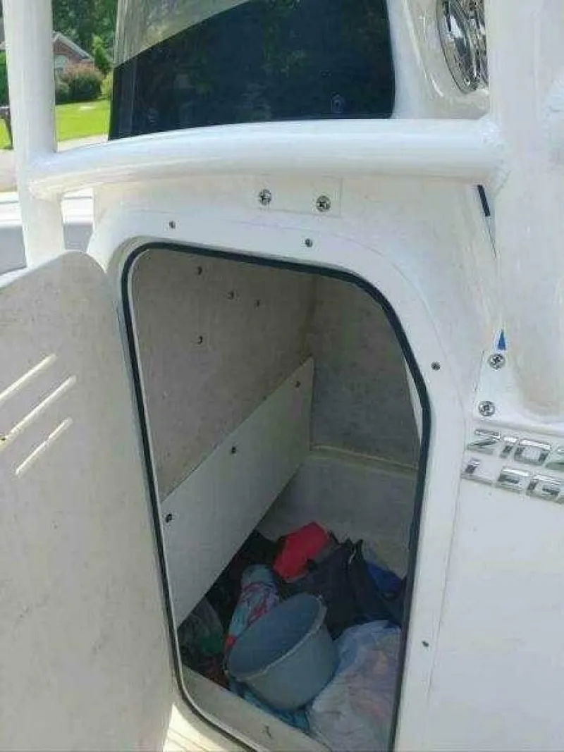 Slide: The Image of NauticStar 2102 Legacy 2022 - 7511234