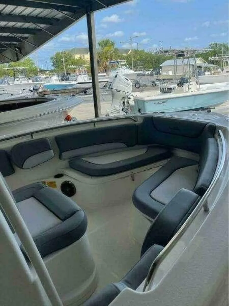 Slide: The Image of NauticStar 2102 Legacy 2022 - 7511219