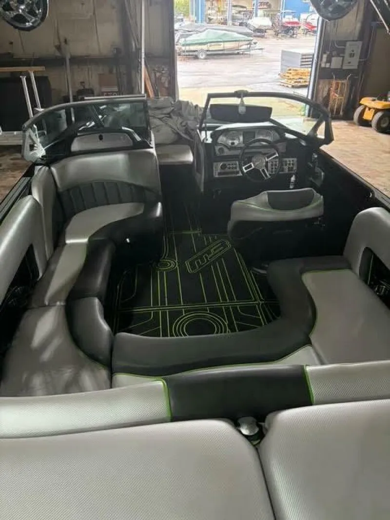 Slide: The Image of MB MB SPORTS B52 21 Classic 2017 - 5182534