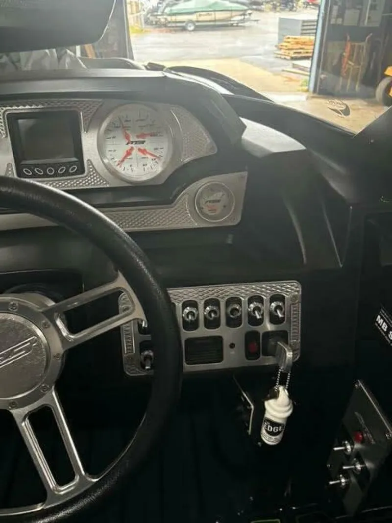 Slide: The Image of MB MB SPORTS B52 21 Classic 2017 - 5182538