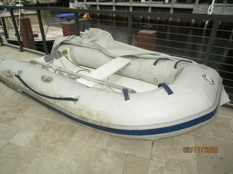 Slide: The Image of 34' Legacy tender1 - 5047513