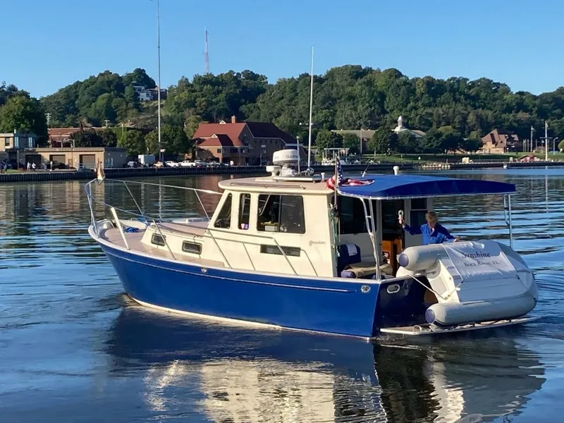 Slide: The Image of 34' Legacy port aft profile1 - 5047466