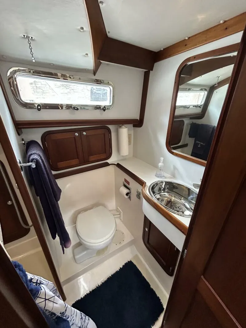 Slide: The Image of 34' Legacy head - 5047450