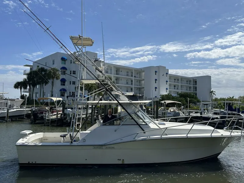 Slide: The Image of Atlantic 34 Express with Tower 1989 - 5140285