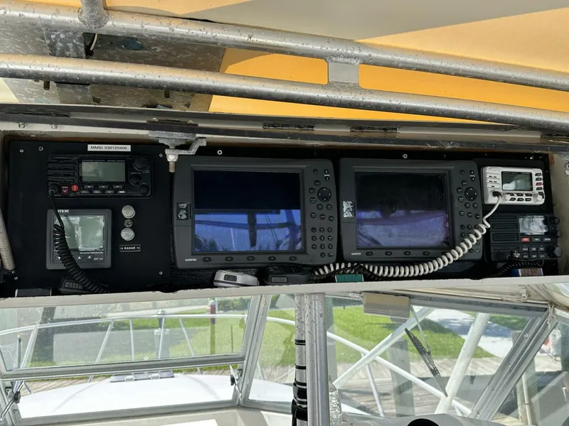 Slide: The Image of Atlantic 34 Express with Tower 1989 - 5140300