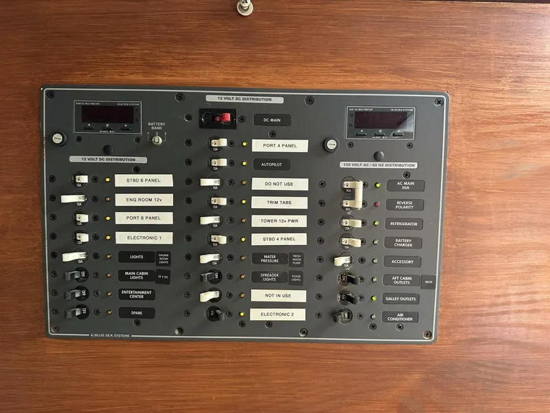 Slide: The Image of Atlantic 34 Express with Tower 1989 - 5140316