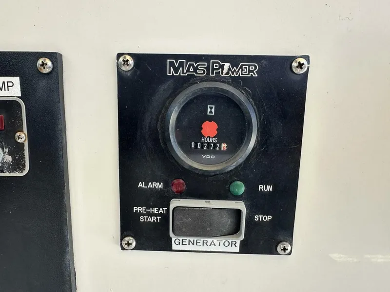 Slide: The Image of Atlantic 34 Express with Tower 1989 - 5140318