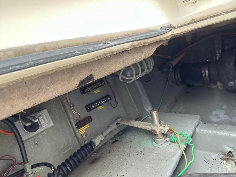 Slide: The Image of Atlantic 34 Express with Tower 1989 - 5140320