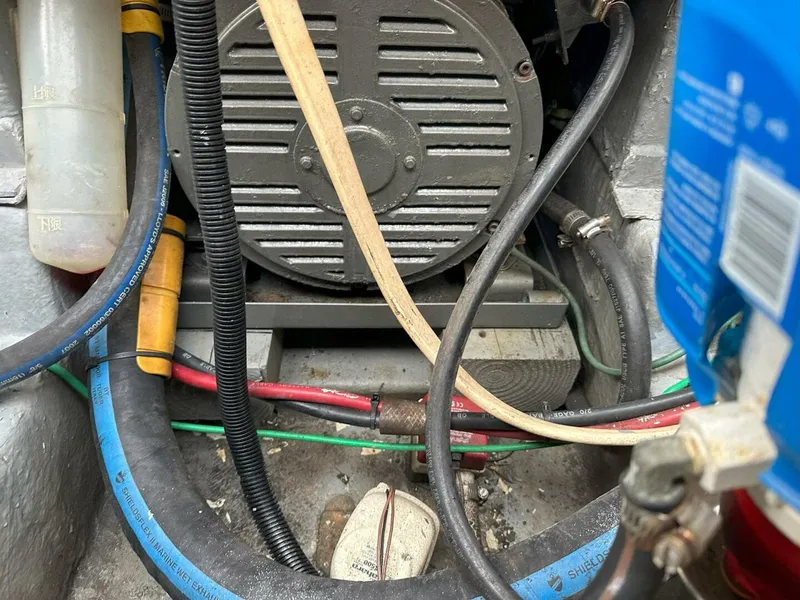 Slide: The Image of Atlantic 34 Express with Tower 1989 - 5140321