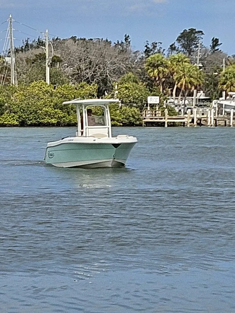 Slide: The Image of Robalo 22 2019 - 5046579