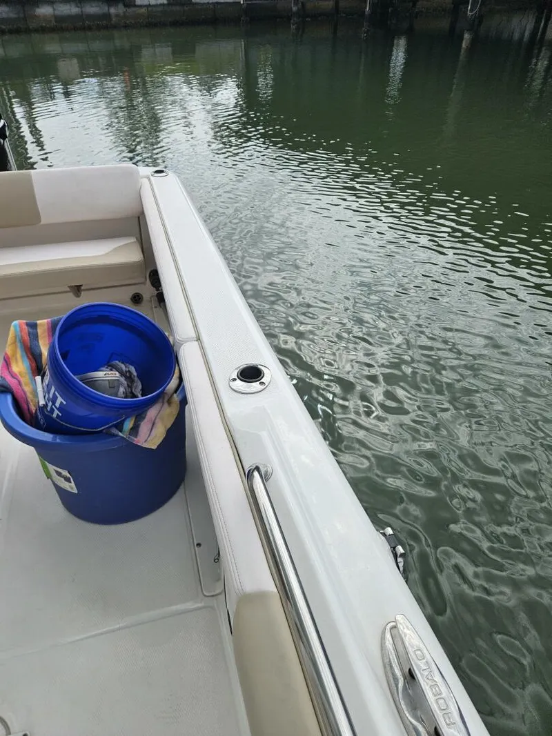 Slide: The Image of Robalo 22 2019 - 5046584