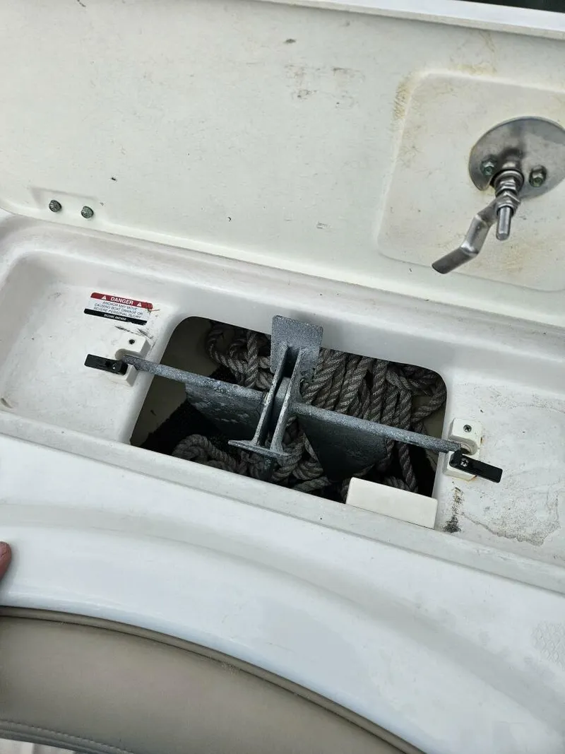 Slide: The Image of Robalo 22 2019 - 5046589