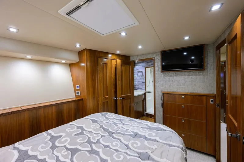 Slide: The Image of Viking 80 - LAMPLIGHTER - Forward Guest Stateroom  2019 Viking 80 Convertible LAMPLIGHTER - 5049104