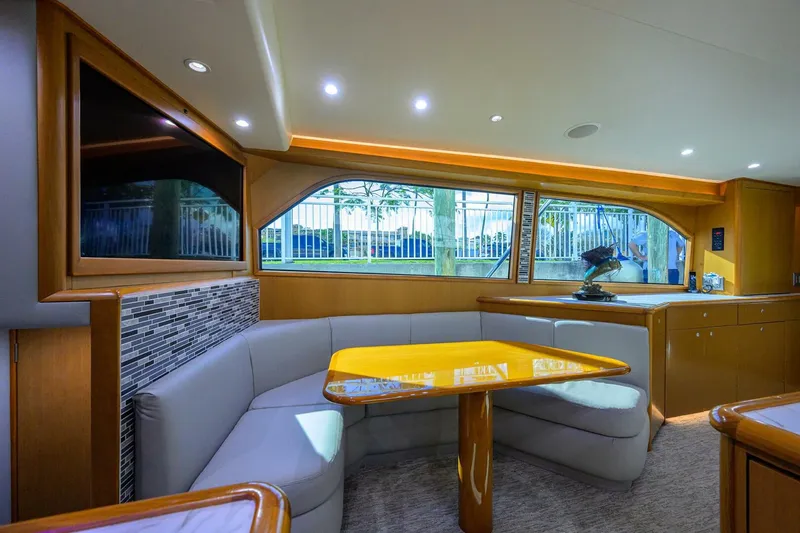 Slide: The Image of Viking 61 Reel King - Dinette 2001 Viking Convertible 61 REEL KING - 5047603