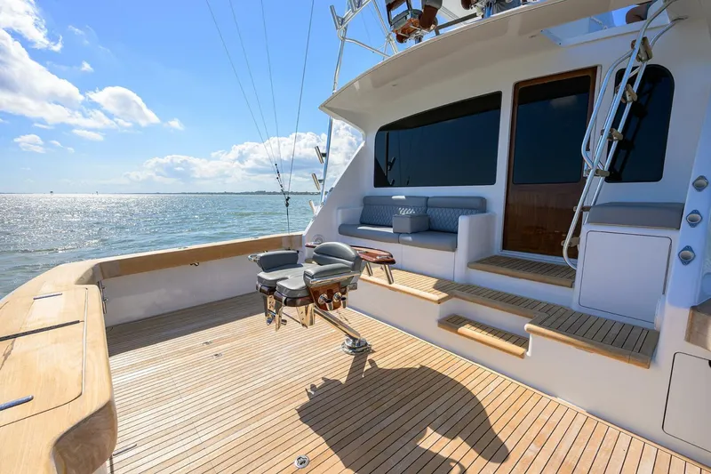 Slide: The Image of Viking 61 Reel King - Cockpit  2001 Viking Convertible 61 REEL KING - 5047612