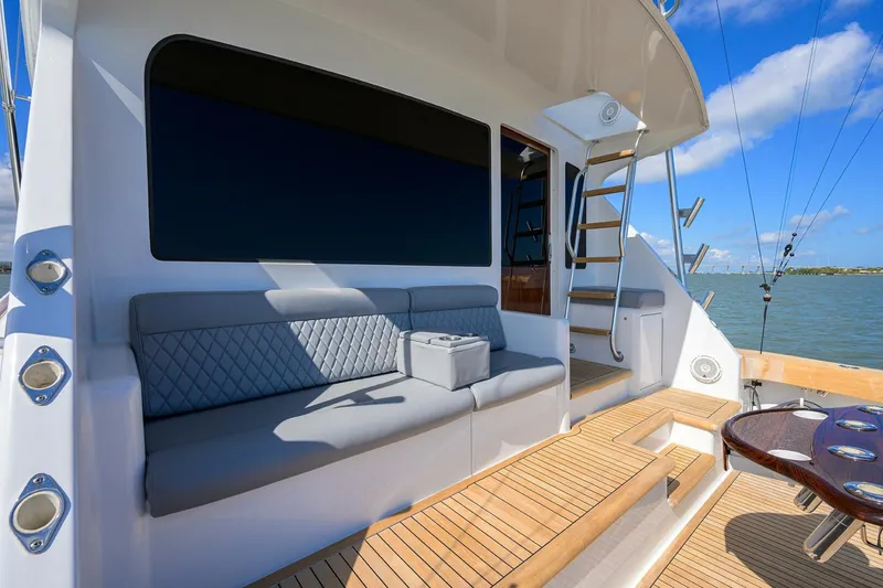 Slide: The Image of Viking 61 Reel King - Cockpit 2001 Viking Convertible 61 REEL KING - 5047613