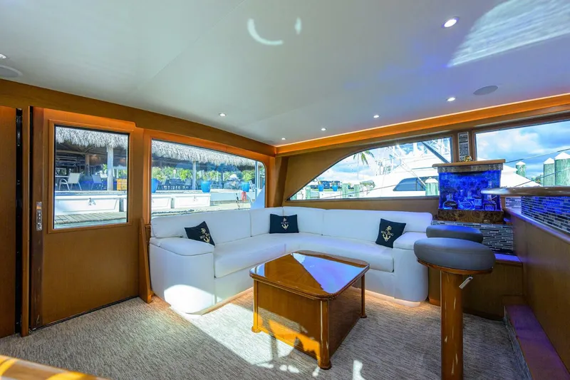 Slide: The Image of Viking 61 Reel King - Salon 2001 Viking Convertible 61 REEL KING - 5047602