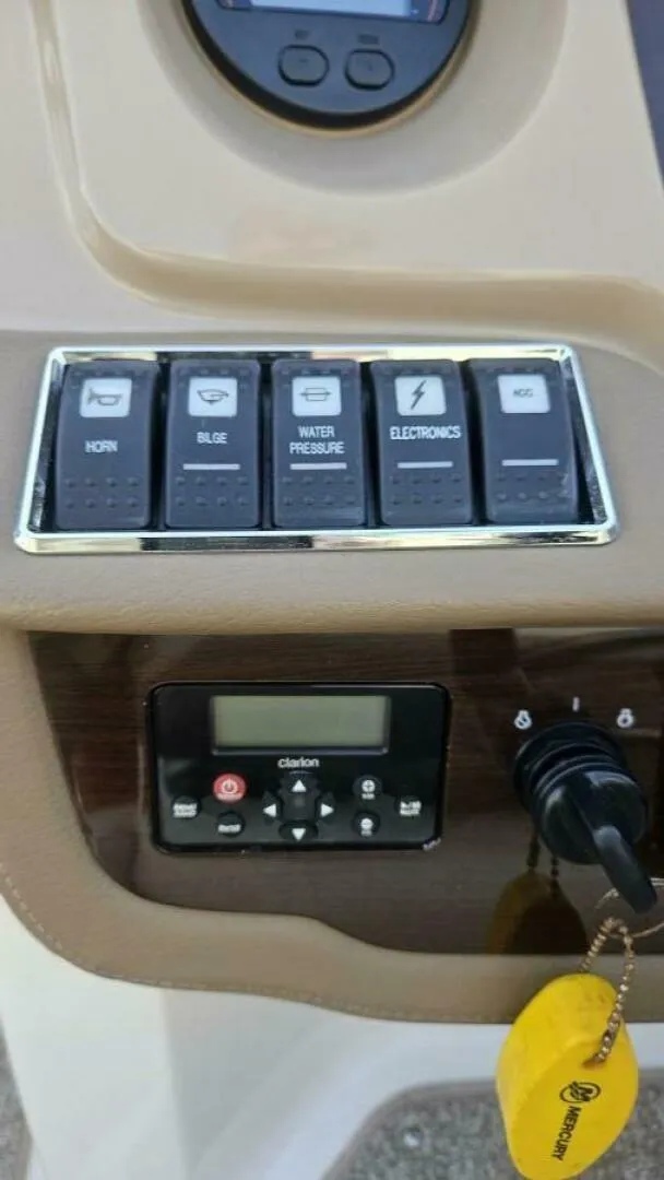 Slide: The Image of Chaparral 250 Suncoast 2015 - 5051123