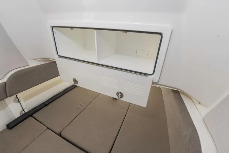 Slide: The Image of 35Regulator2025Hull005040 - 5375450