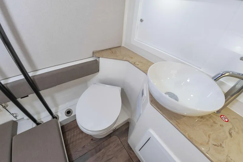 Slide: The Image of 35Regulator2025Hull005041 - 5375457