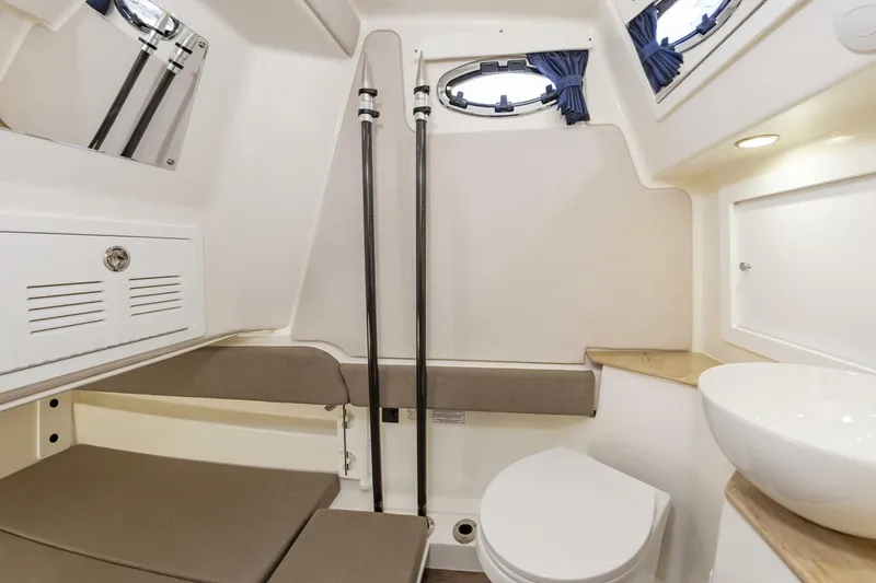 Slide: The Image of 35Regulator2025Hull005042 - 5375464