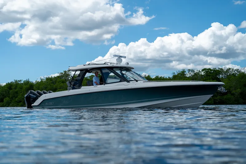 The Image of Boston Whaler 380 Realm 2026 - 0