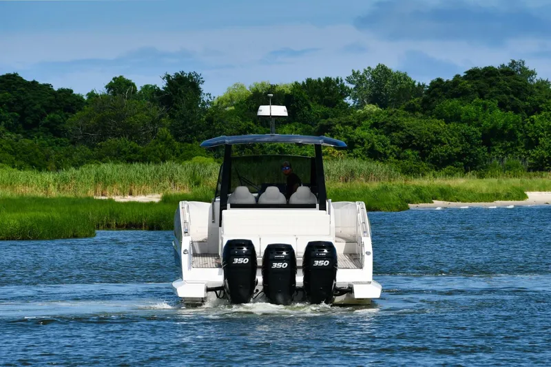 Slide: The Image of Astondoa 377 Coupe Outboard 2023 - 5528978