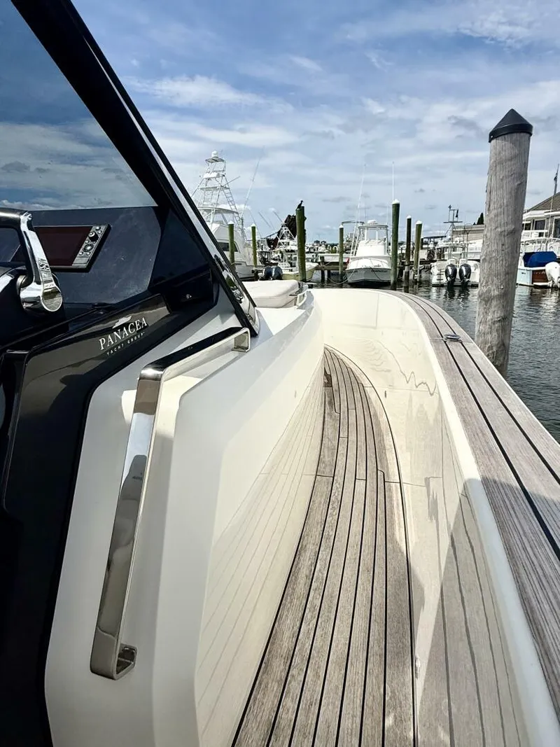 Slide: The Image of Astondoa 377 Coupe Outboard 2023 - 5529020