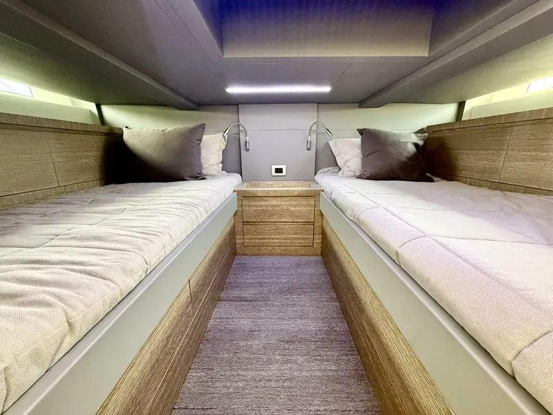 Slide: The Image of Astondoa 377 Coupe Outboard 2023 - 5529029