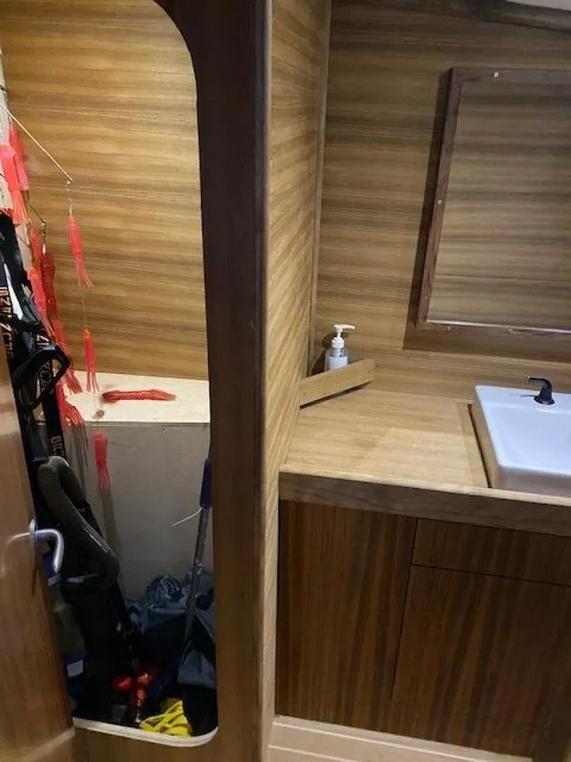 Slide: The Image of Custom Carolina 56 2022 - 5048655