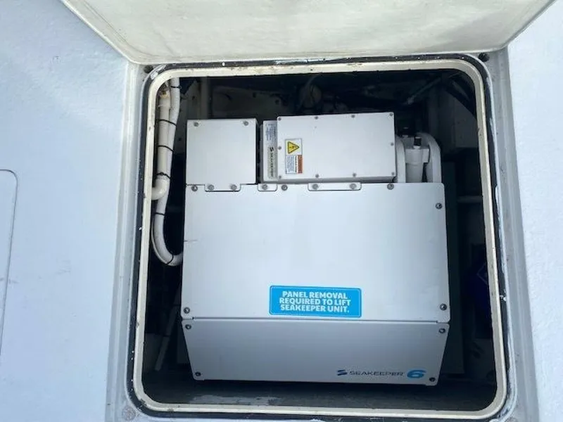 Slide: The Image of Bertram 38 1985 - 5048758