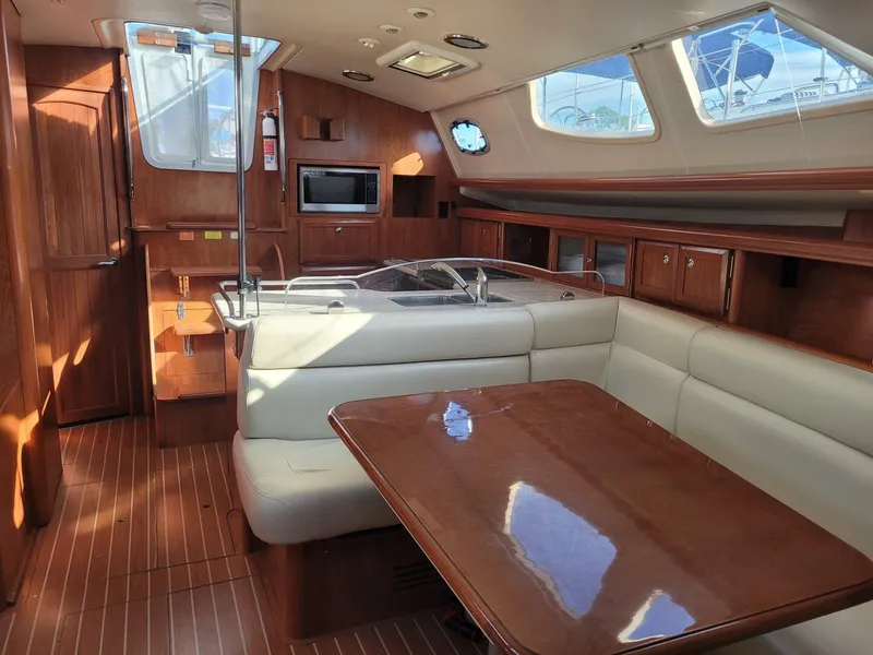 Slide: The Image of Hunter 45DS 2010 - 5049469