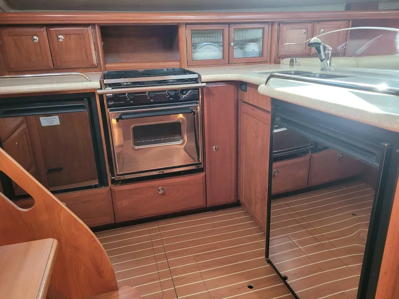 Slide: The Image of Hunter 45DS 2010 - 5049472