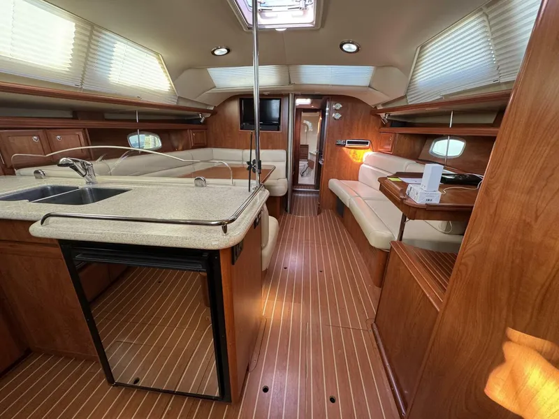 Slide: The Image of Hunter 45DS 2010 - 5049949