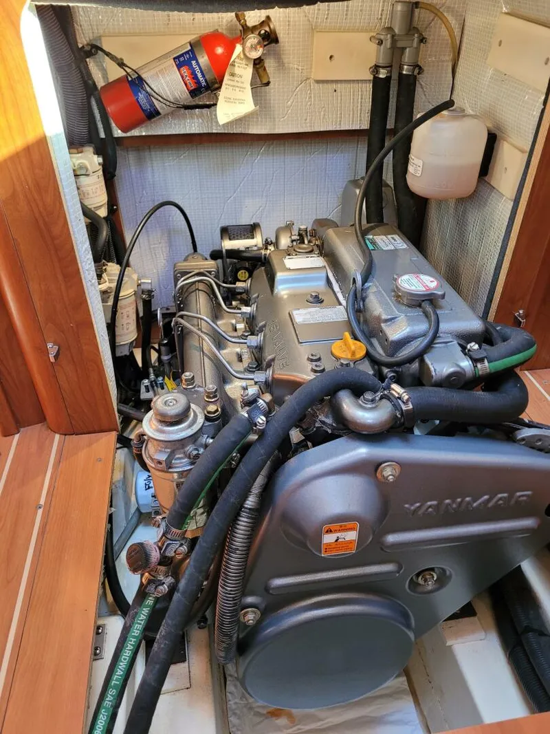 Slide: The Image of Hunter 45DS 2010 - 5049475