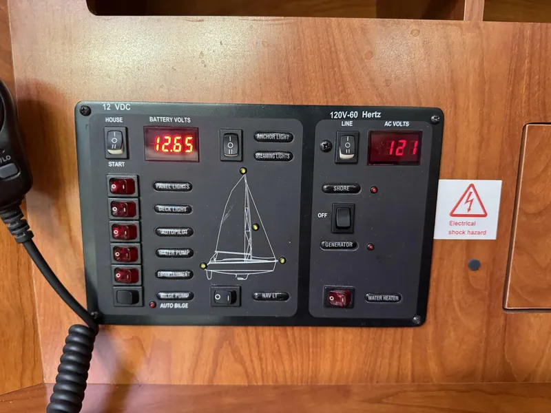 Slide: The Image of Hunter 45DS 2010 - 5049960