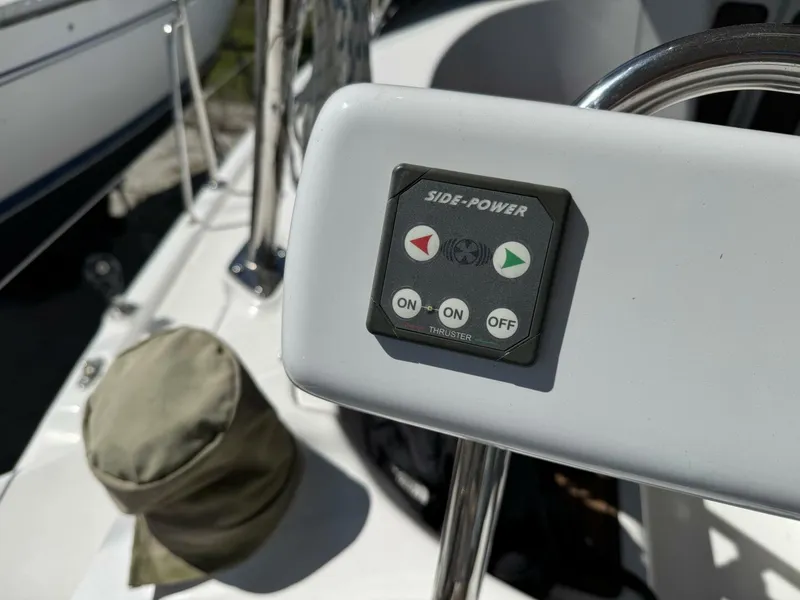 Slide: The Image of Hunter 45DS 2010 - 5049961