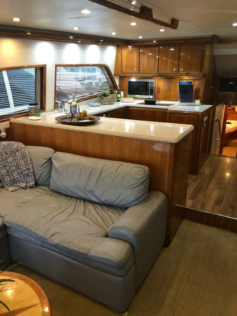 Slide: The Image of Bertram 570 Convertible 2004 - 5049692