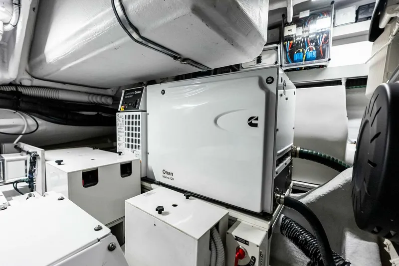 Slide: The Image of Riva 48 2022 - 5090489